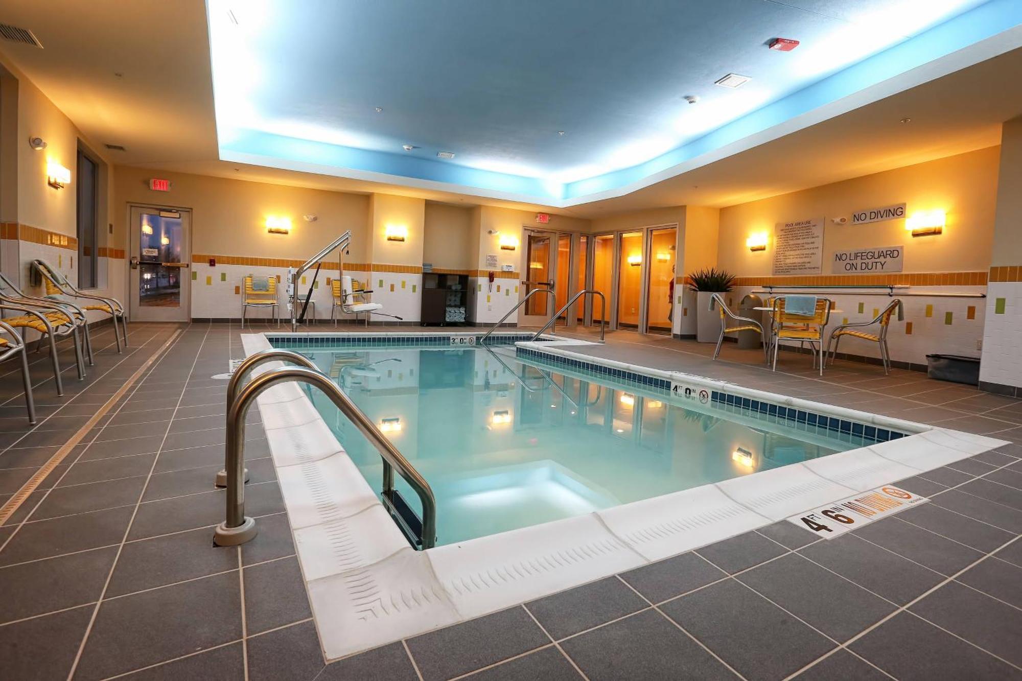 Fairfield Inn & Suites By Marriott Madison Verona Екстер'єр фото